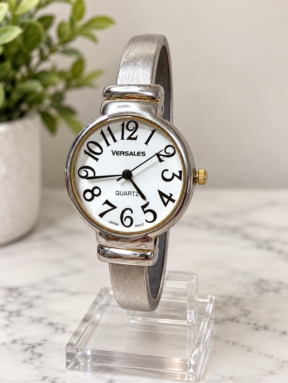 Versales Women’s Quartz Cuff Bangle Watch EUC - New Battery